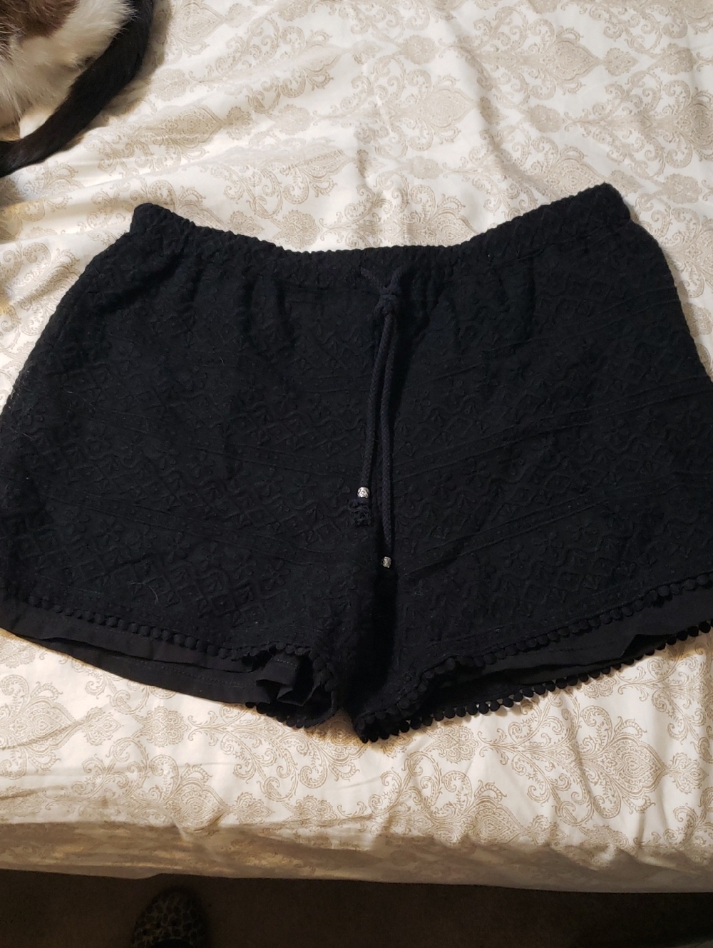 Vince Camuto Two Shorts M